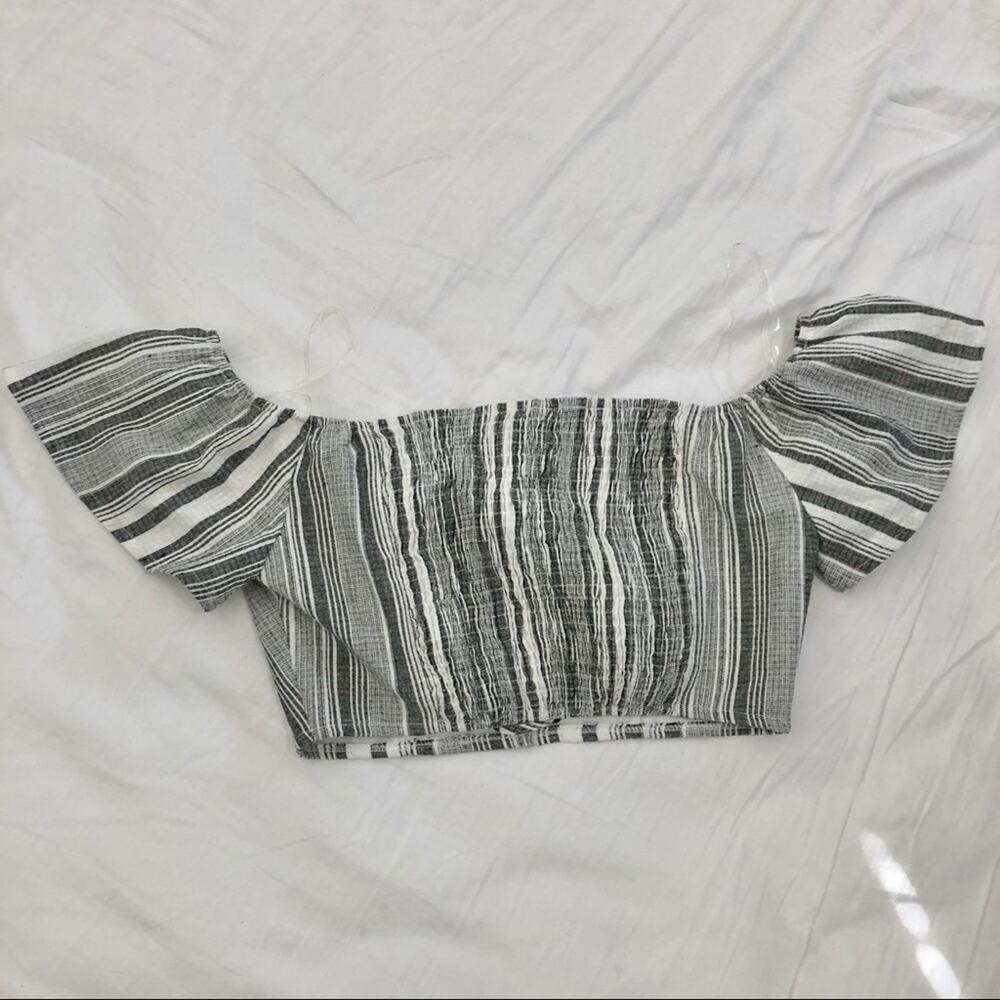 Windsor Striped Lace Up Crop Top Bell Sleeve Large - Picture 3 of 4